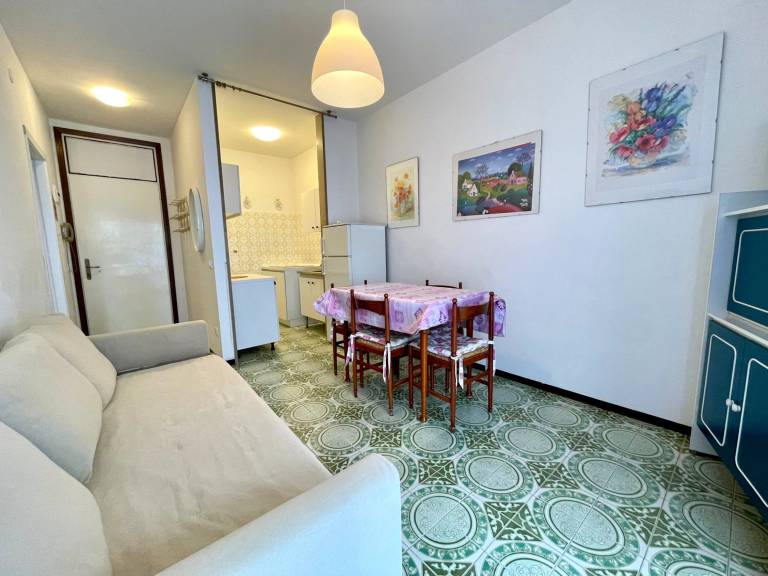 Family-oriented pleasant apartment with pool | Beach nearby | Pets are welcome — photo 3