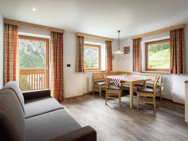 Ferienwohnung in Kolfuschg, Corvara f&uuml;r max. 4 Personen