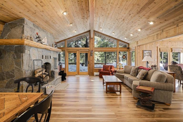 Cabin  Northstar