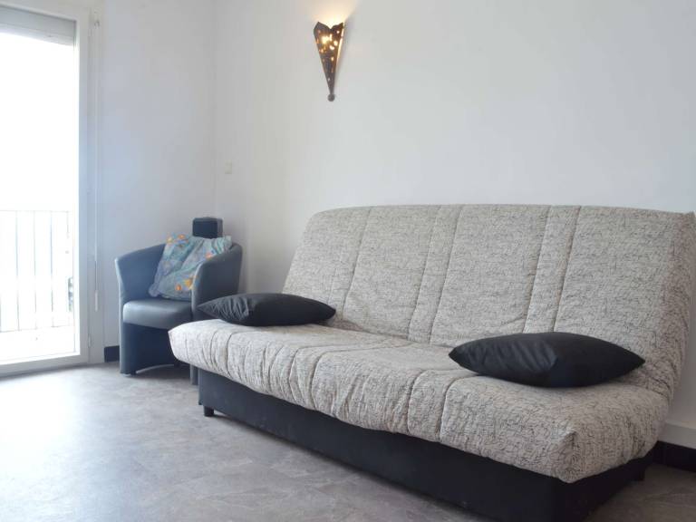 Apartment with 1 room for 5 persons — photo 5