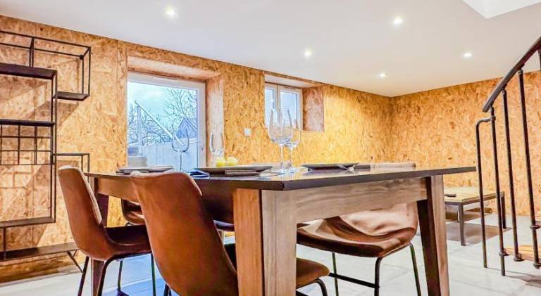 Ample rental apartment with pool | Pets are welcome — photo 2