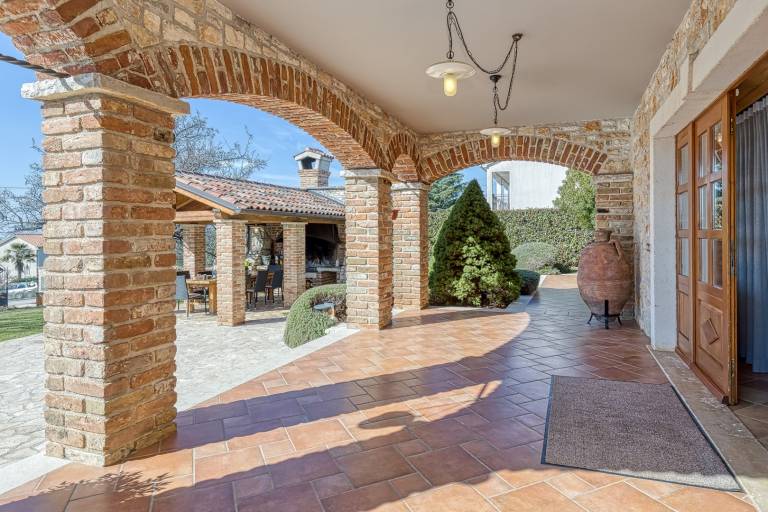 Fully equipped villa with terrace, garden & barbecue | Pet-friendly — photo 3