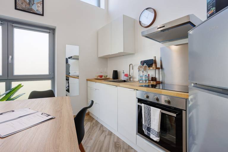 Milan Navigli Design Apartment – Remote Work and Aperitivo — photo 4