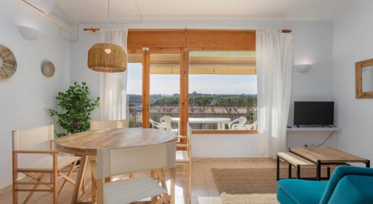 Rental apartment with private pool, terrace & yard | Suitable for remote work — photo 3