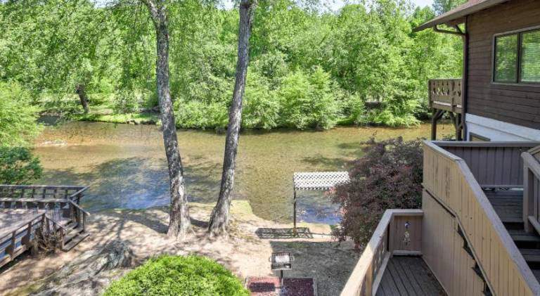 Nice holiday apartment | Pet-friendly in Helen, GA