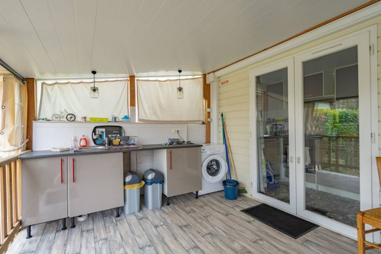 Mobile home with pool & terrace | Garden view | Dogs allowed — photo 5