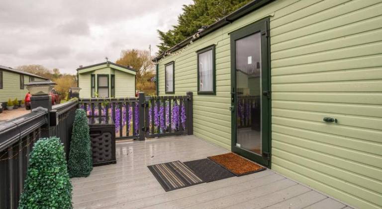 Borwick Lakes Holiday Caravan (Partial Lake View) — photo 5