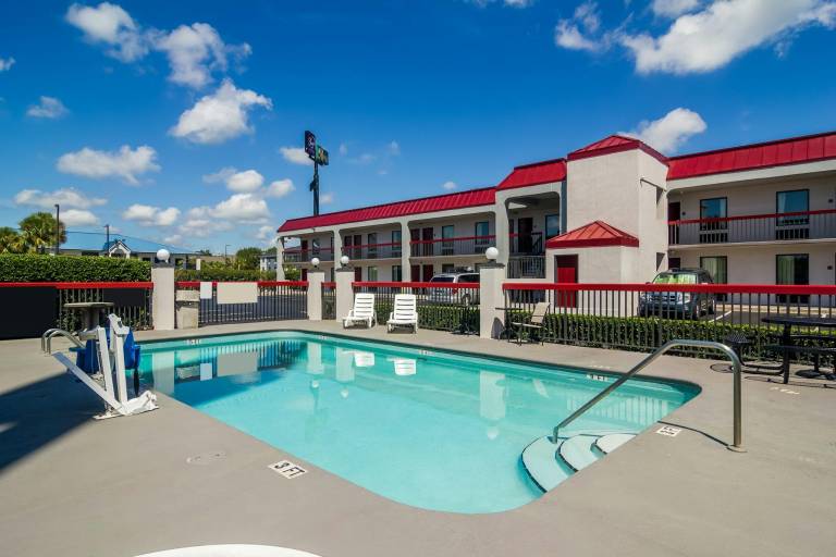 Red Roof Inn Kingsland — photo 2