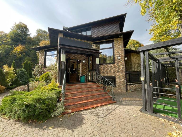Hillden Boutioe Cazare & Restaurant in Brasov
