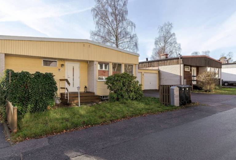 House with 6 rooms for 15 persons in Norrköping