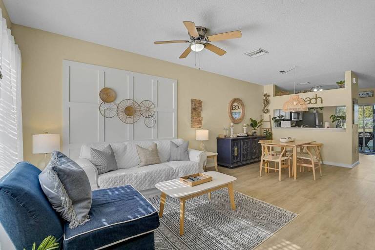 House with pool | City view in Bradenton, FL