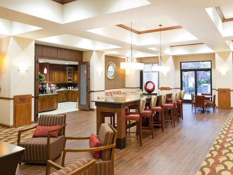 Hampton Inn & Suites St. Louis/Chesterfield — photo 2