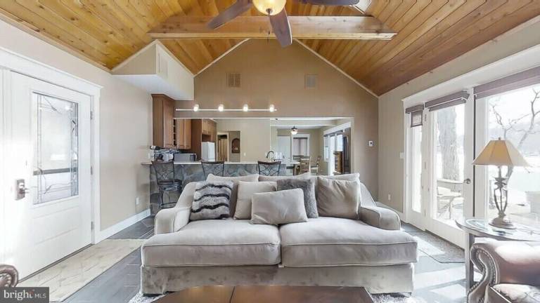 Cottage McHenry