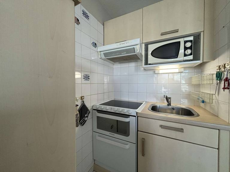 Rental apartment with pool — photo 5