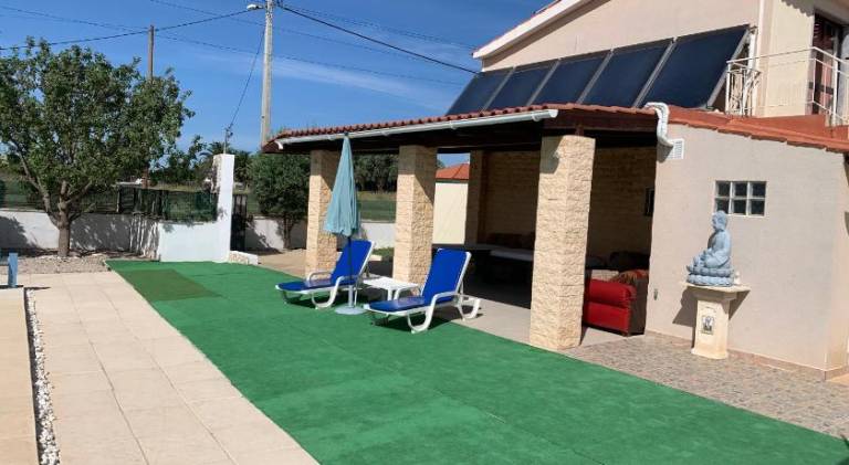 Charming holiday apartment with hot tub & pool | Pet-friendly — photo 4
