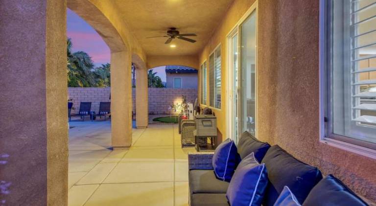 Vacation home with pool & jacuzzi | Suitable for remote work | Pets allowed — photo 2