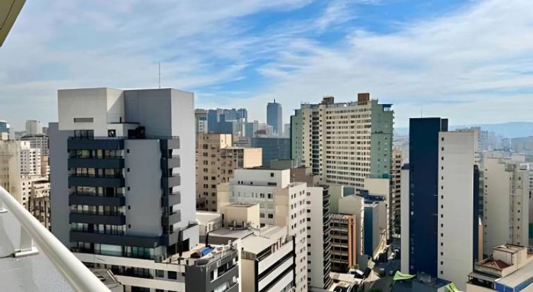 Holiday apartment with pool | Near São Paulo Cathedral — photo 4