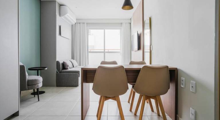 Holiday apartment with terrace & yard | Next to Rua 25 de Março — photo 2