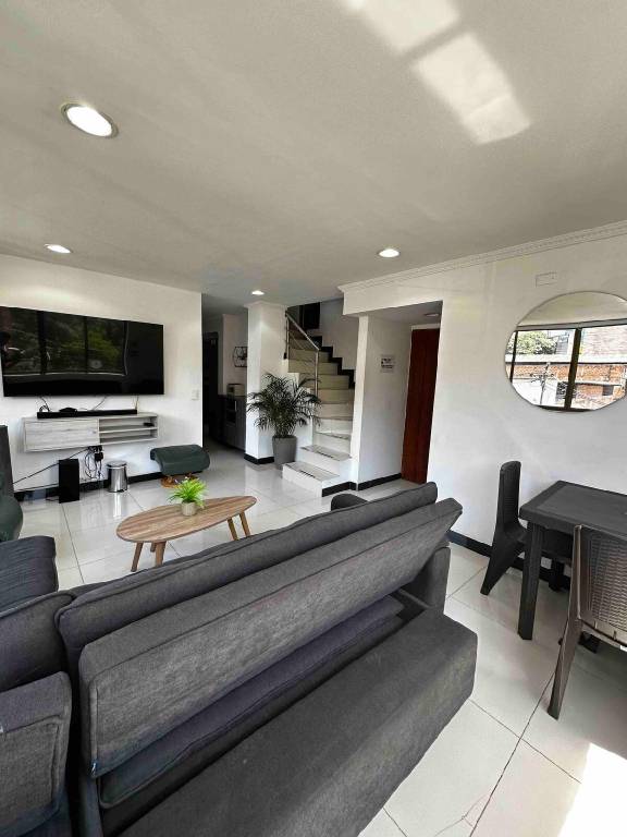 Pleasant vacation home | Near Lleras Park | Perfect for remote work | Dogs allowed — photo 3