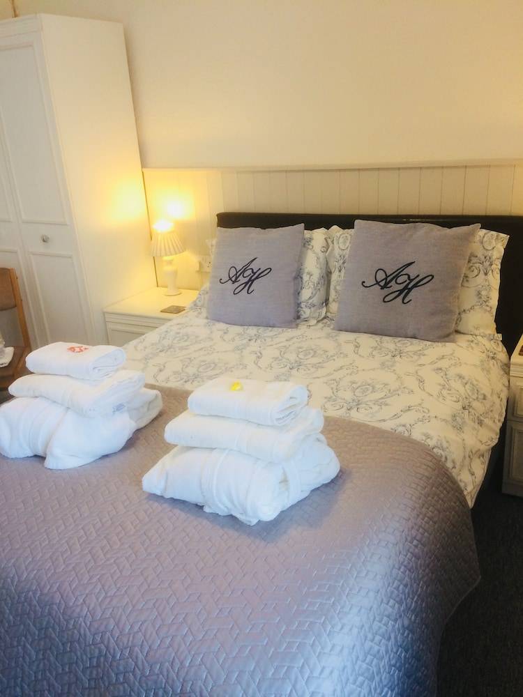 Accommodation  Angmering-on-Sea