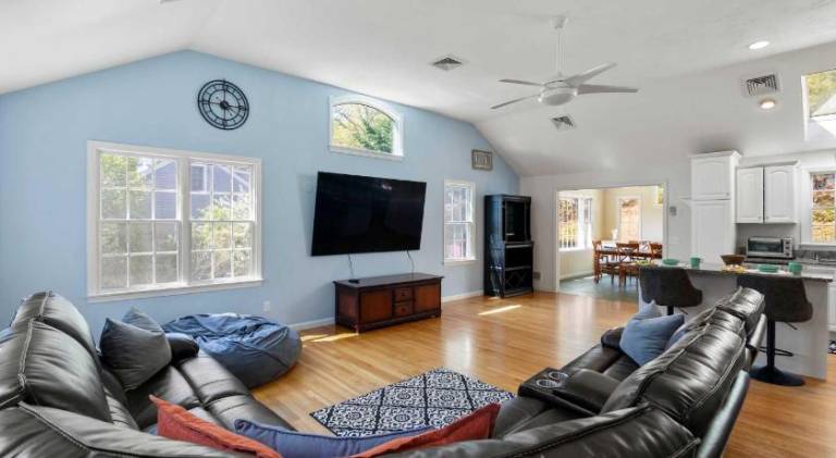 Vacation home with 3 rooms for 6 persons in Dennis Port, MA