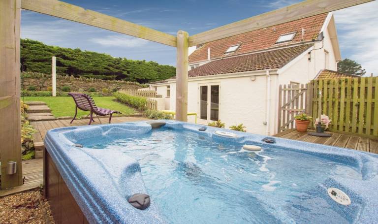 Cottage  Putsborough