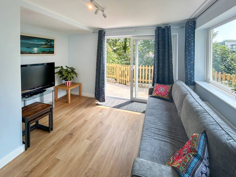 Family-friendly rental apartment | Water view | Close to the beach | Pets allowed — photo 3