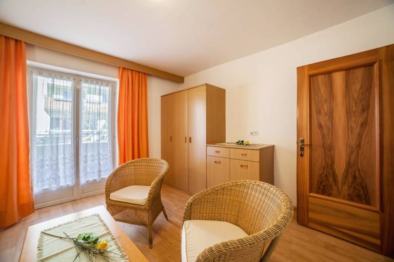Apartment 'Residence Pichler 1' with Mountain View, Balconies & Wi-Fi — photo 5