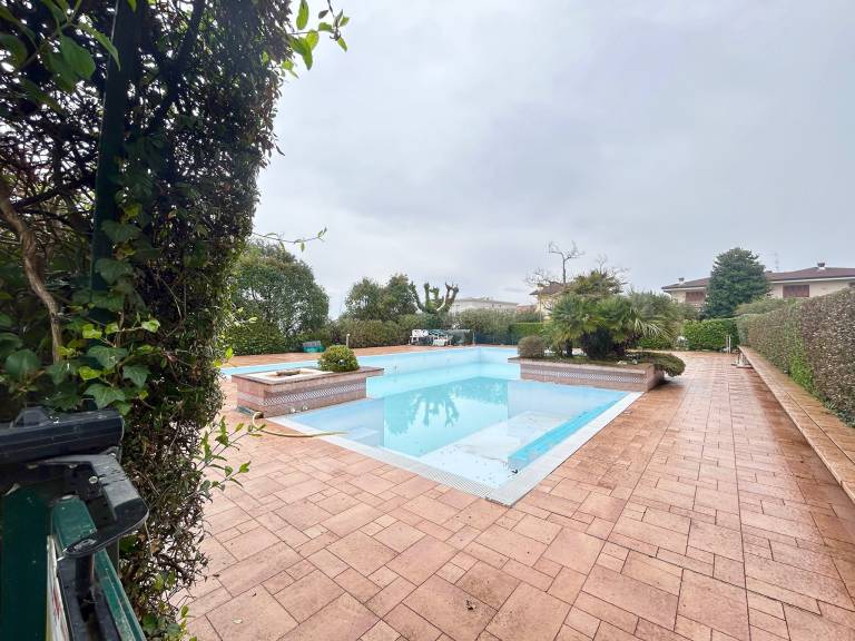 Ferienwohnung mit Hund in Sirmione, Moniga del Garda fuer max. 2 Personen