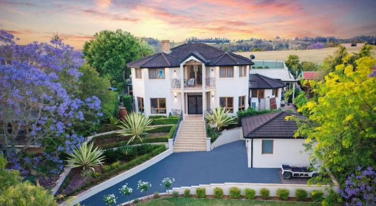 Bed and breakfast  Campbelltown