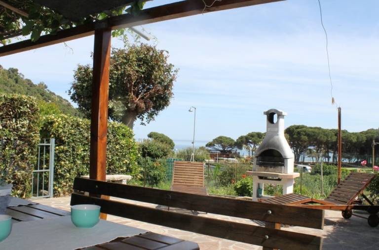 Child-friendly charming rental apartment with garden | Close to the beach | Pet-friendly — photo 3