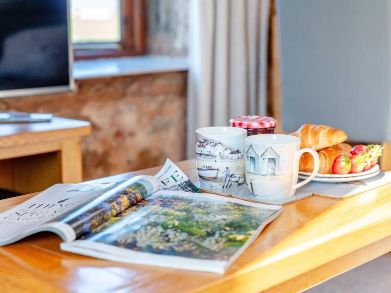 Cottage with yard | Pet-friendly — photo 4