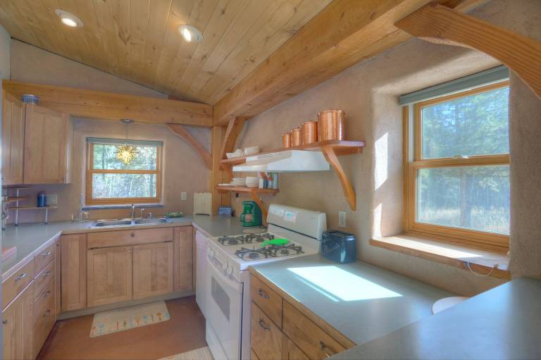 Family-oriented cabin with fast internet & garden | Mountain view | Dogs allowed — photo 2