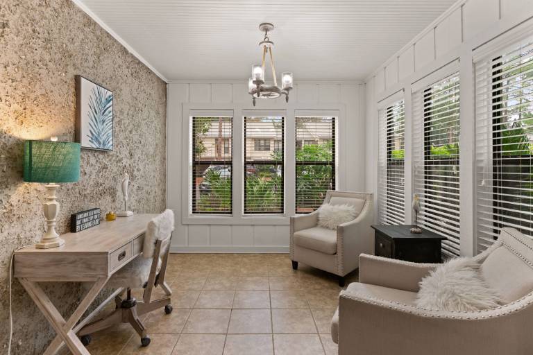 Children-friendly wonderful condo with pool | City view | Dogs allowed — photo 5