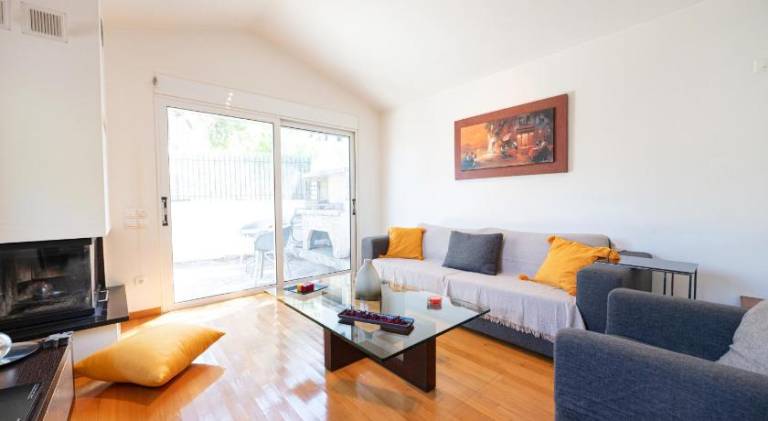Holiday apartment with terrace & garden — photo 2