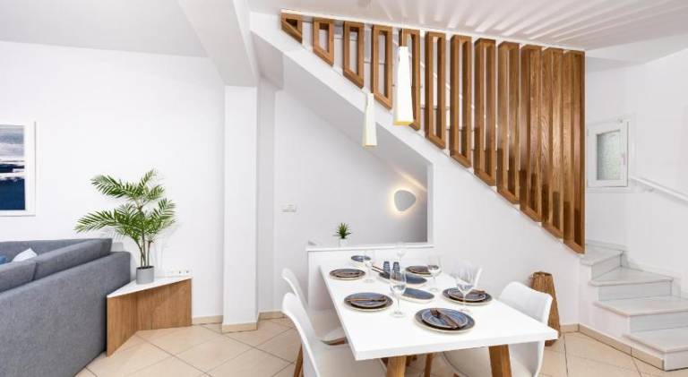 Vacation home with garden, terrace & grill — photo 3