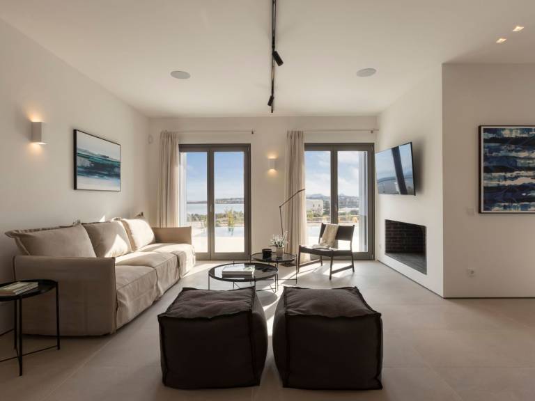 Fully equipped big vacation home with terrace, private pool & barbeque | Next to the beach | Pets are welcome — photo 5