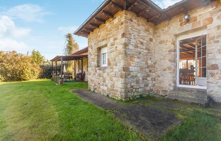 Casa Tazones