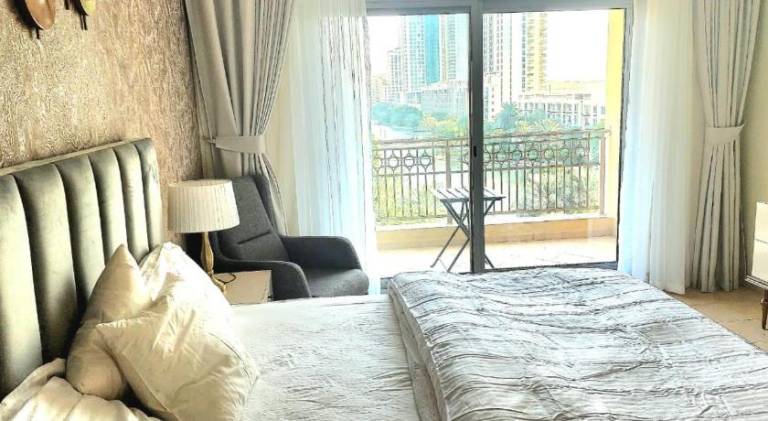 Rental apartment with pool in Abu Dhabi