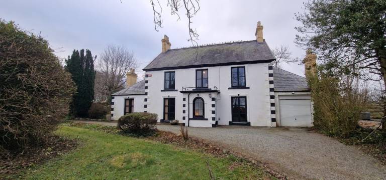 House Dwyran