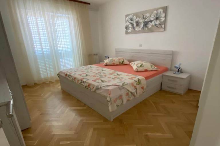 Holiday apartment with patio & grill | Sea view — photo 4