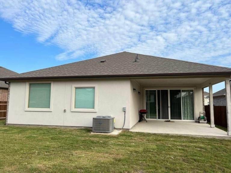 House  Pflugerville