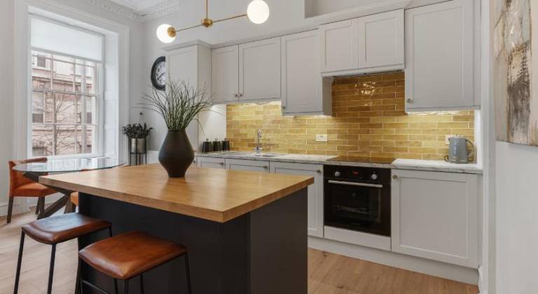 Apartment | Close to Belfast City Hall — photo 4