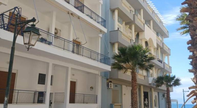 Rental apartment with 2 rooms for 4 persons — photo 2