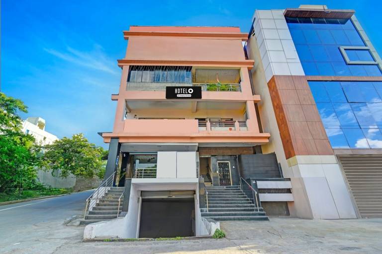 Hotel O Priyadarshini Park Formerly Everest Inn