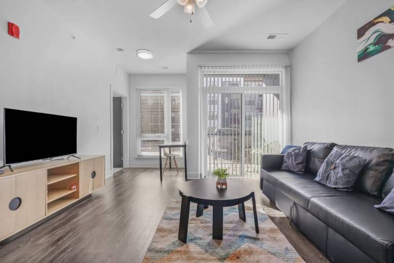 CozySuites Modern 1BR Nora Indianapolis 7