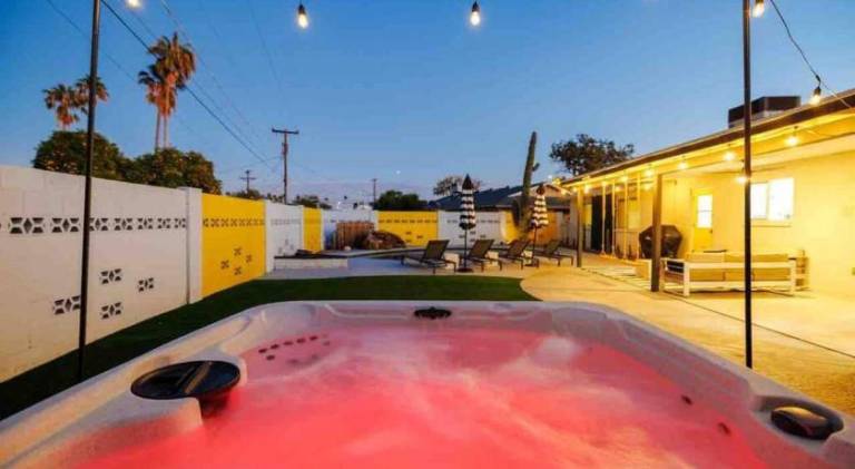 Vacation home with jacuzzi & pool | Suitable for remote work | Pets are welcome — photo 5