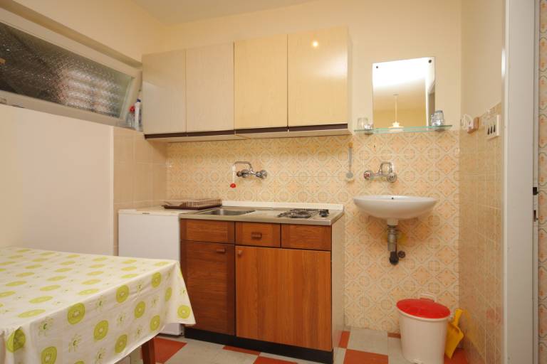 Studio flat with terrace Mali Lošinj, Lošinj (AS-8039-a) — photo 4