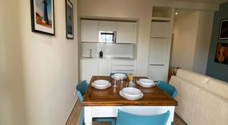 Rental apartment with 2 rooms for 4 persons — photo 4