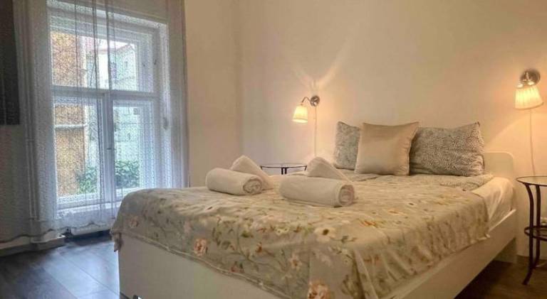 Rental apartment with terrace | Close to Great Market Hall in Budapest